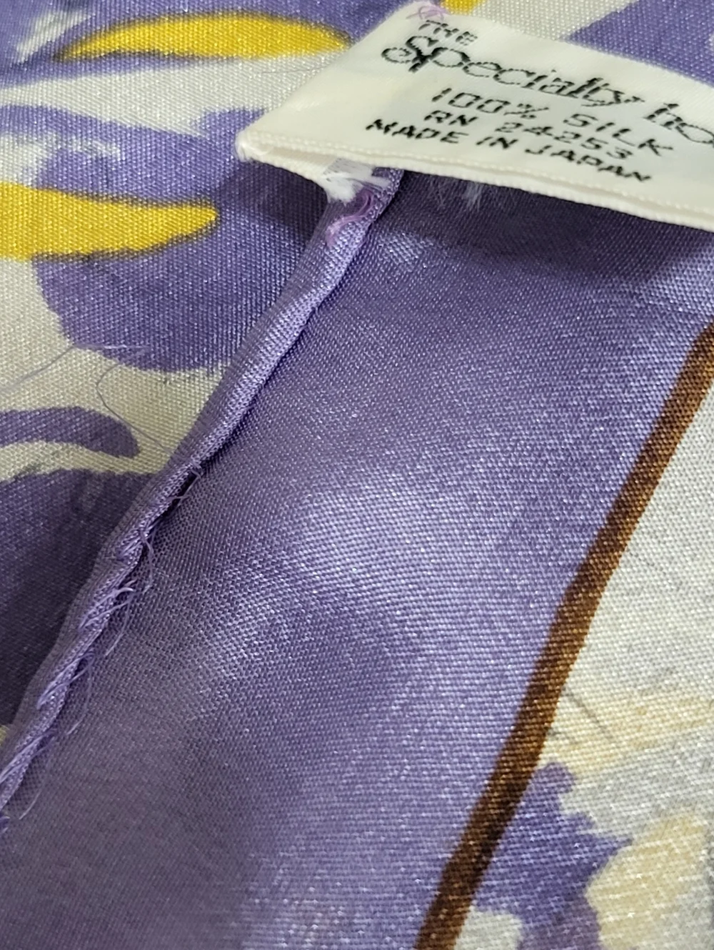 Vtg The Specialty House Scarf Purple White Floral 100% Silk Japan 10